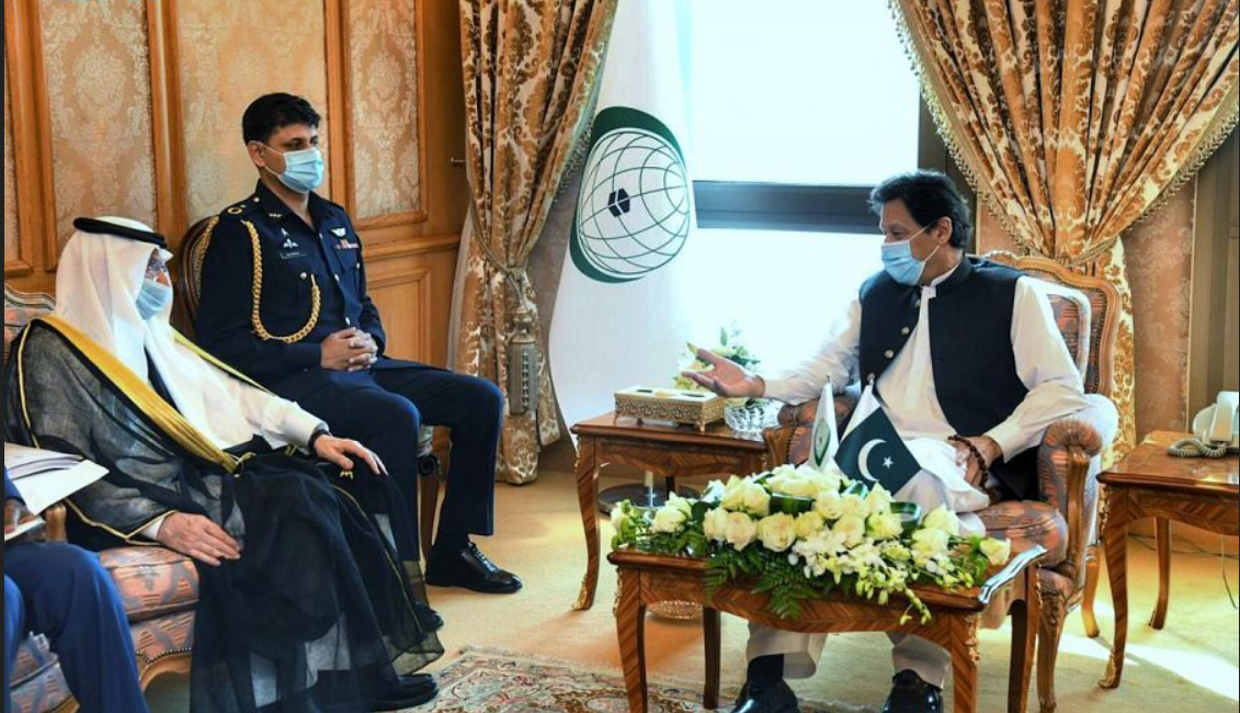 رئيس الوزراء الباكستاني يستقبل أمين منظمة التعاون الإسلامي