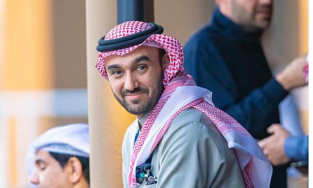 أمر وزير الرياضة بسحب أحد المشاريع الرياضية بالخرج من الشركة المنفذة