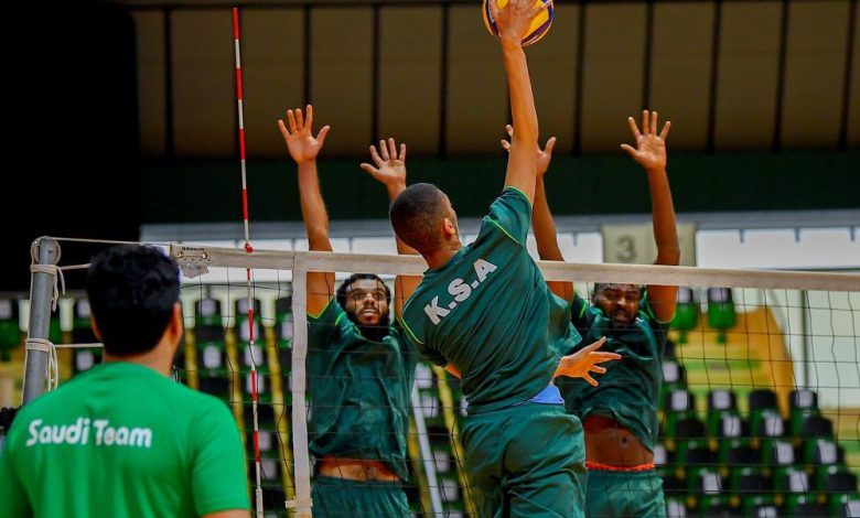 أخضر الطائرة يختتم معسكر القاهرة استعدادًا للبطولة الخليجية بالبحرين