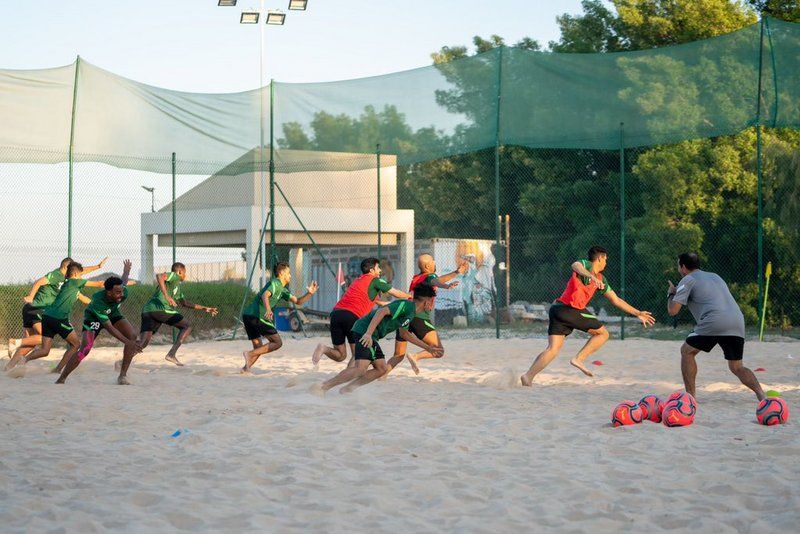 المنتخب السعودي للكرة الشاطئية يختتم معسكره التدريبي