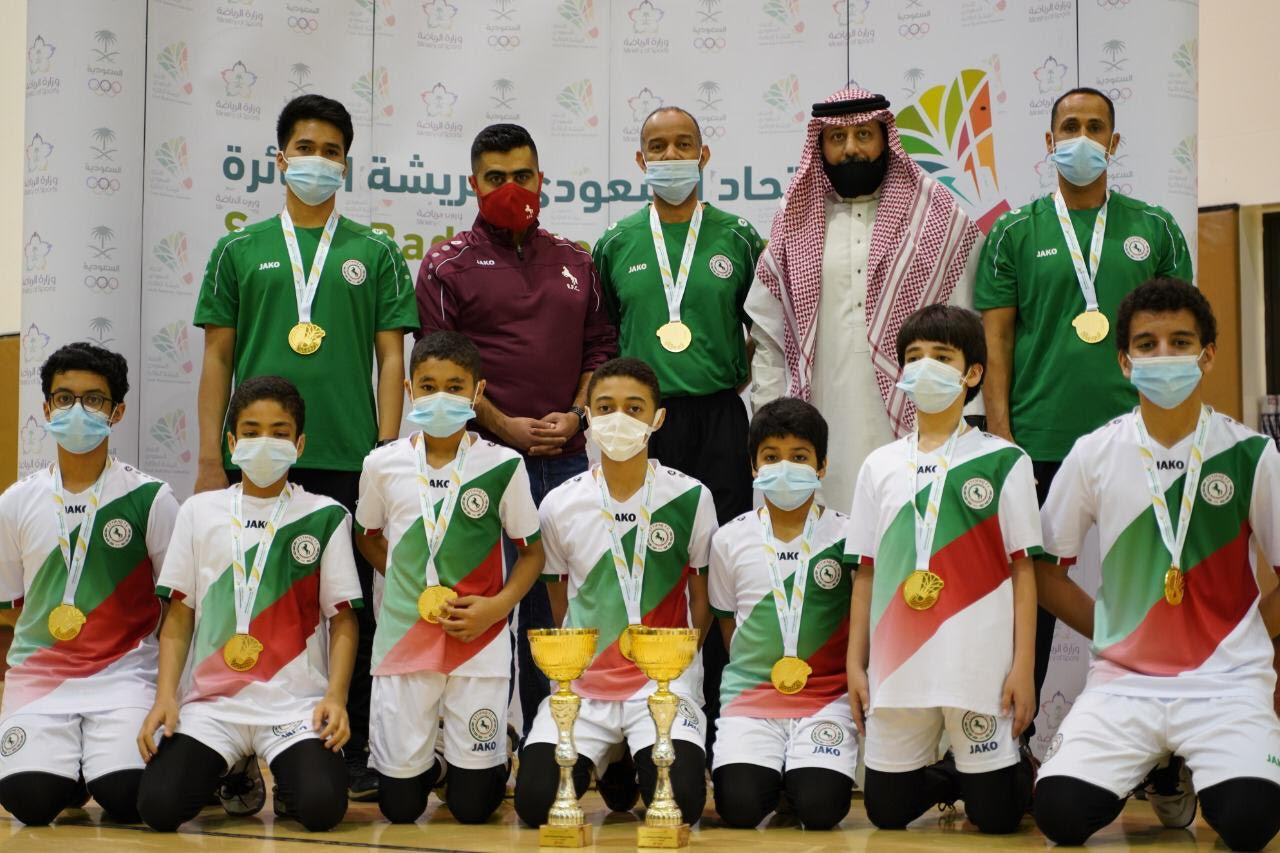 الاتفاق بطل دوري المنطقة الشرقية للريشة للبراعم والناشئين