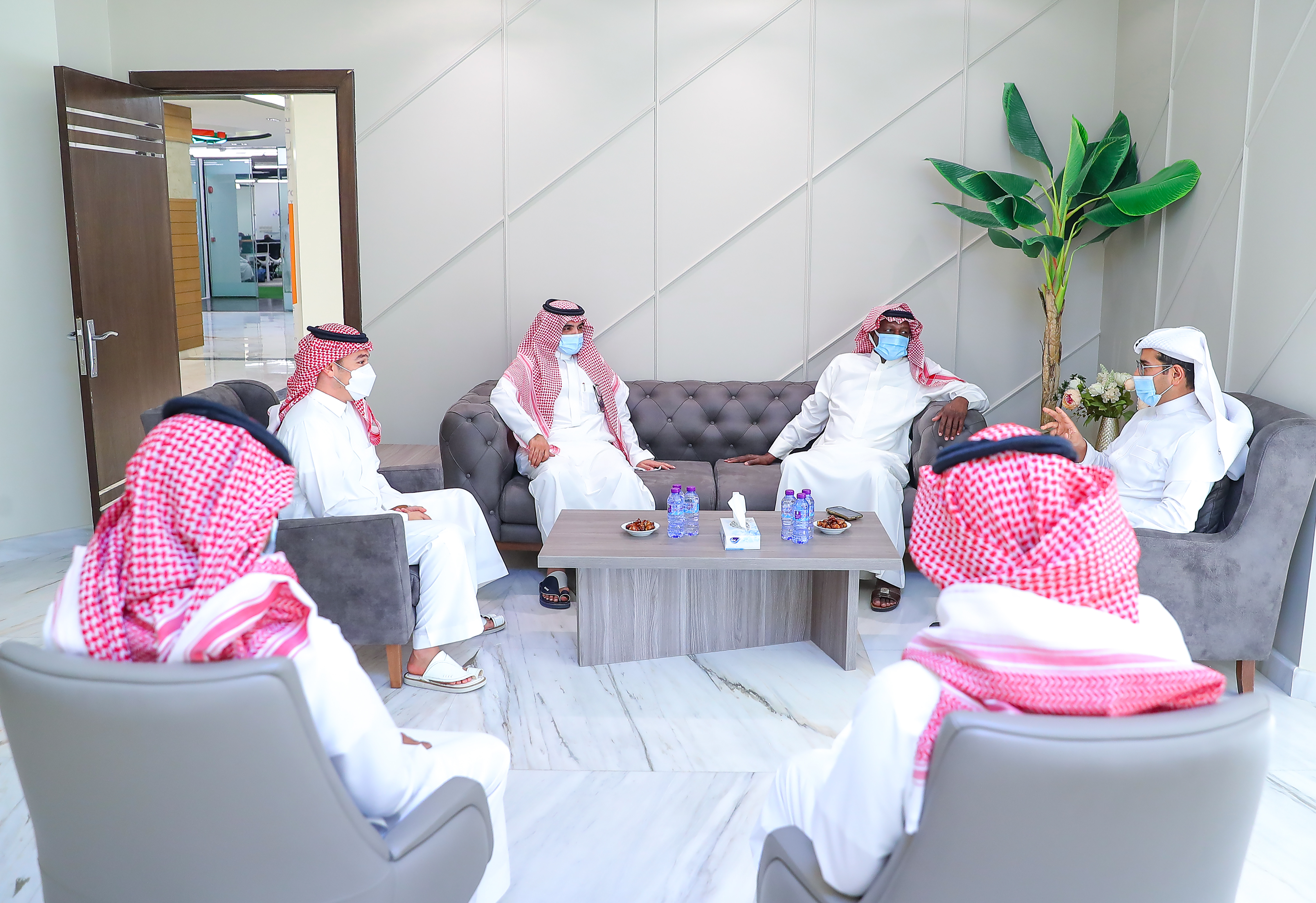 B57E489B-C8EE-41A0-9E8C-91B62290DF16