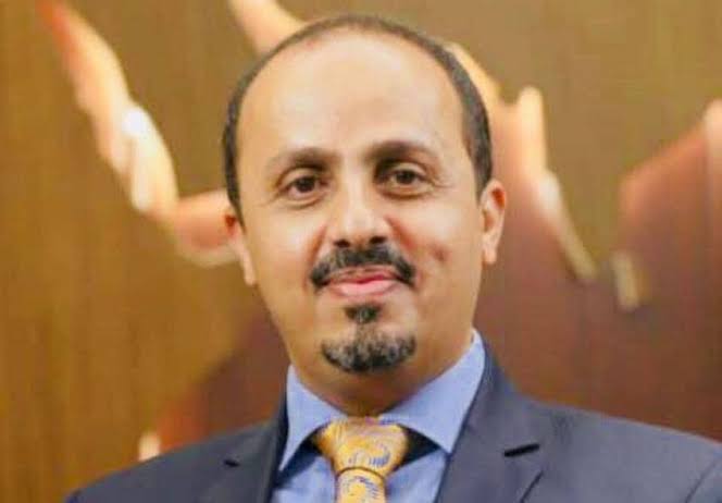 وزير الإعلام اليمني يحمّل ميليشيا الحوثي مسؤولية سلامة الصحفيين المختطفين