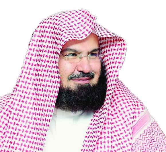 الرئيس العام لشؤون المسجد يشدد على أهمية التقيد بالإجراءات الاحترازية في الدوام وتطبيق الأنظمة الحازمة في حق المخالفين