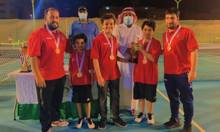 تأهل 32 لاعباً و6 فرق للمشاركة ببطولة براعم تنس المميزين بالطائف