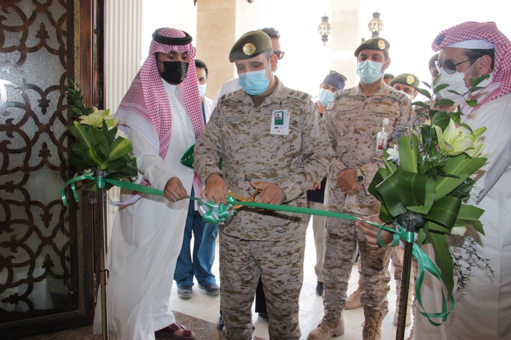الخدمات الطبية بوزارة الدفاع تدشن مركز التطعيم ضد فيروس كورونا COVID-19 بمستشفياتها بالمنطقة الشرقية