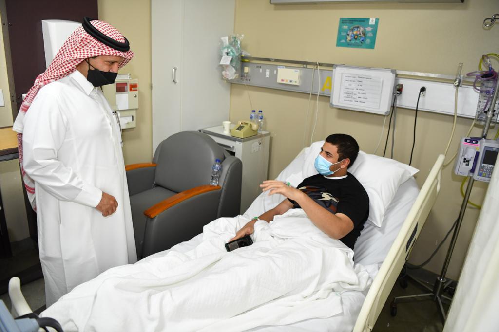 الخدمات الطبية بوزارة الداخلية تعايد المرضى المنومين بمستشفيات قوى الأمن