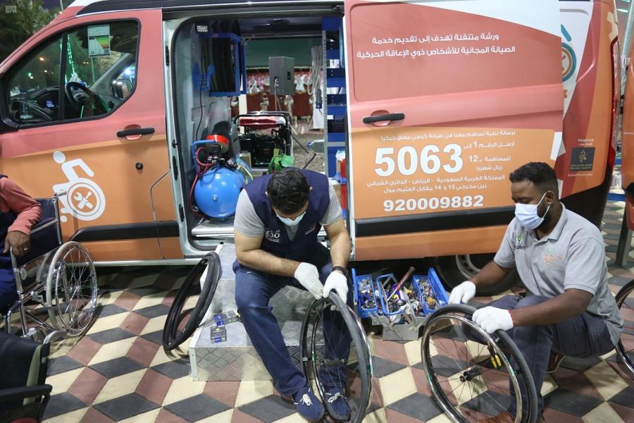 الورشة المتنقلة بجمعية حركية تنفذ أكثر من ١٤٠ عملية لصيانة الكراسي المتحركة في محافظات الرياض