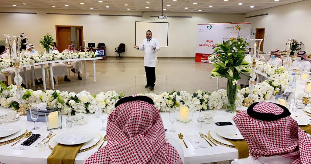 فرع وزارة الموارد البشرية والتنمية الاجتماعية بمنطقة حائل ينظم مناسبة عن اليوم العالمي للتبرع بالدم