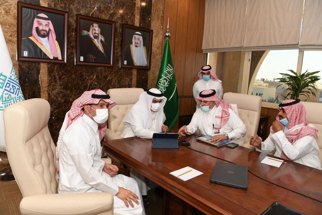 أمين الشرقية يدشن البوابة الإلكترونية لمجلة "دروازة" بمناسبة اليوم الوطني السعودي الـ ٩١
