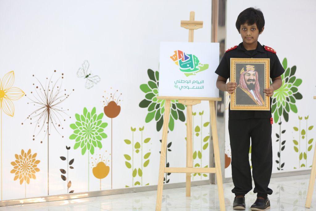 طلاب مواهب الوادي يحتفلون باليوم الوطني الـ 91 للمملكة
