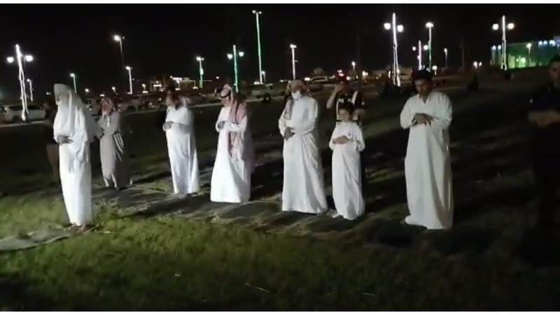 فرع الرئاسة العامة لهيئة الأمر بالمعروف بمنطقة الحدود الشمالية يفعّل المصلى المتنقل خلال إجازة اليوم الوطني