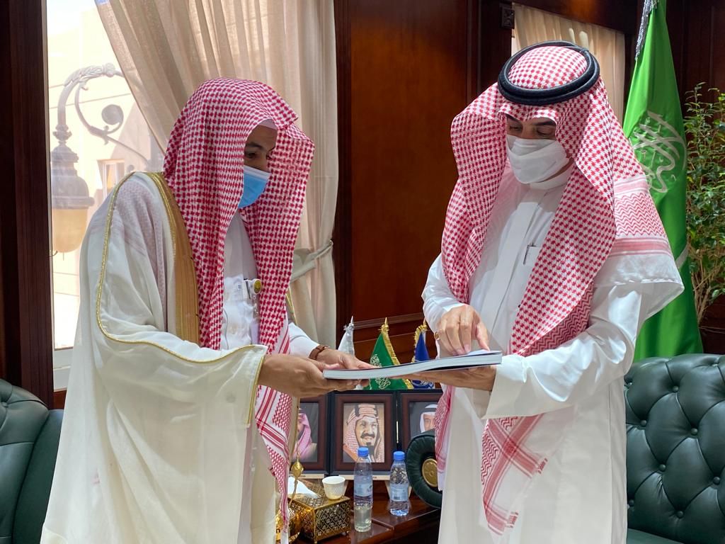 "هنأه بمناسبة تكليفه" مدير عام هيئة الأمر بالمعروف بمنطقة حائل يزور رئيس جامعة حائل