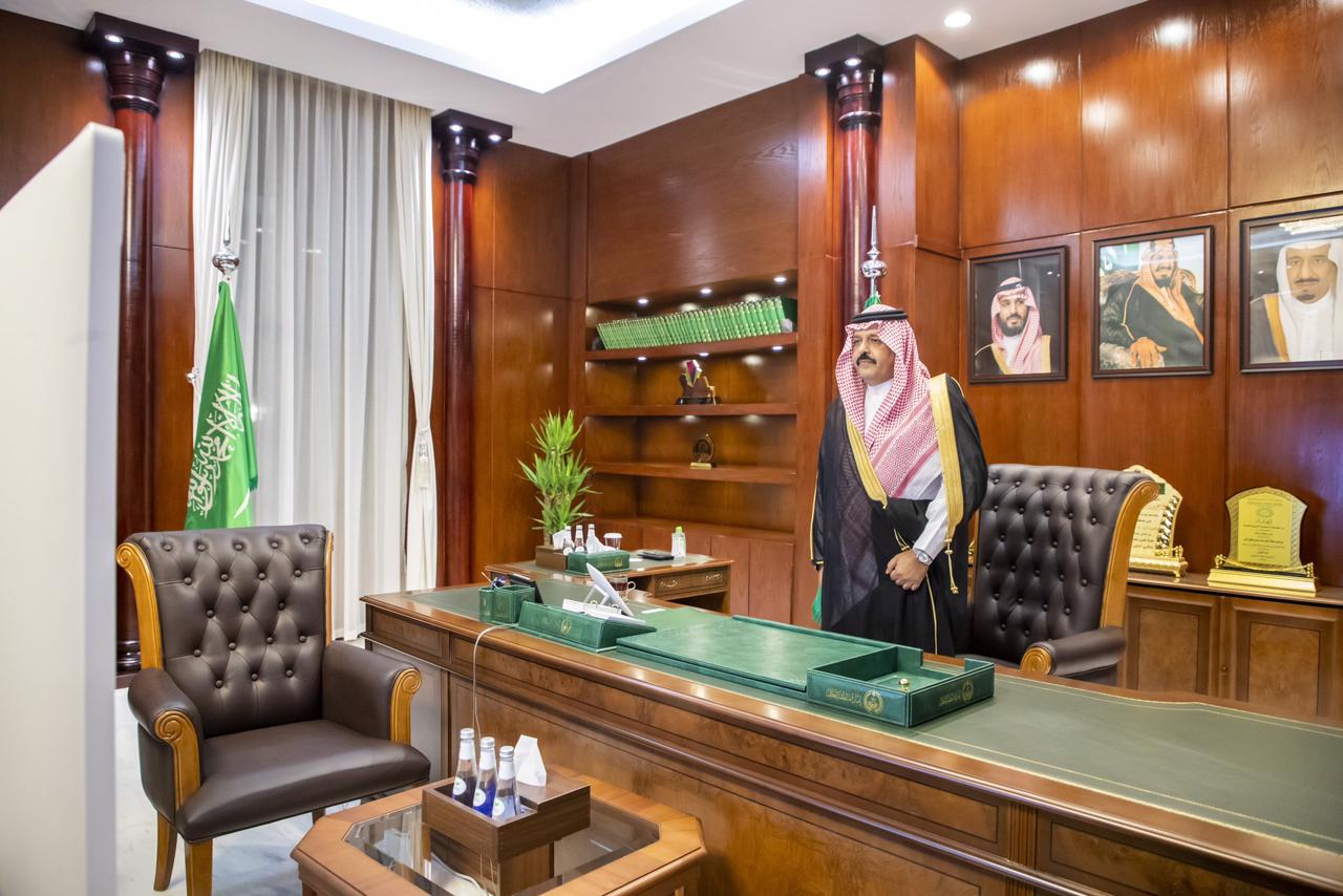 سموّ أمير منطقة حائل رعى حفل تخريج 6232 خريجاً وخريجة بجامعة حائل.