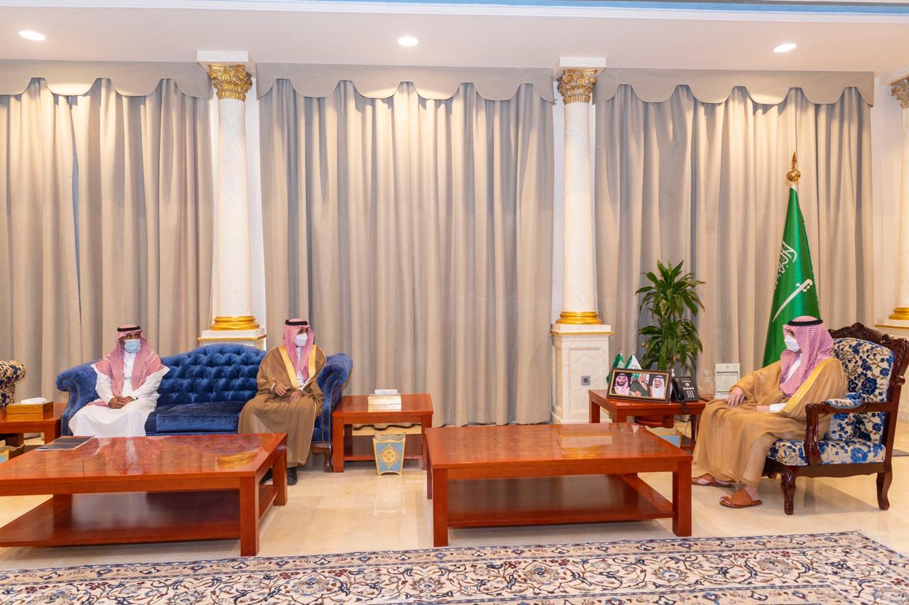 سمو أمير منطقة الجوف يطلع على نتائج اختبارات الطلاب والطالبات