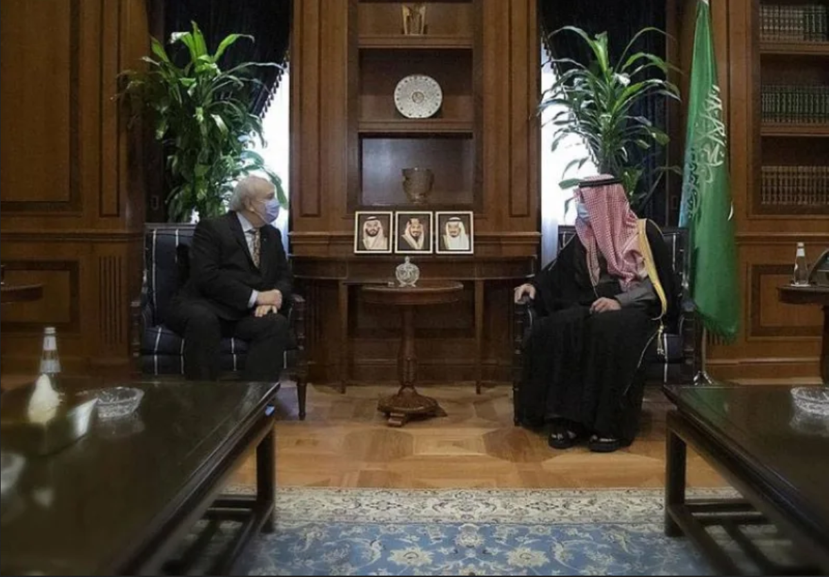 وزير الدولة للشؤون الخارجية يستقبل سفير الأورغواي لدى المملكة