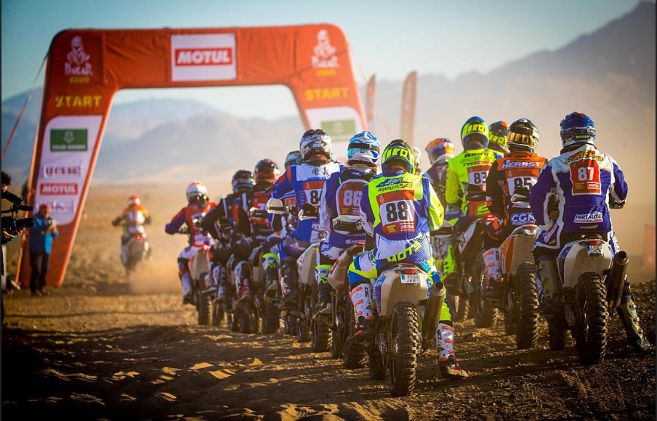 انطلاق رالي داكار السعودية 2022 السبت المقبل.. وبدء توافد المشاركين إلى جدة