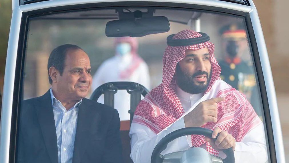 سمو ولي العهد يصطحب رئيس جمهورية مصر العربية في جولة بحي الطريف التاريخي في الدرعية
