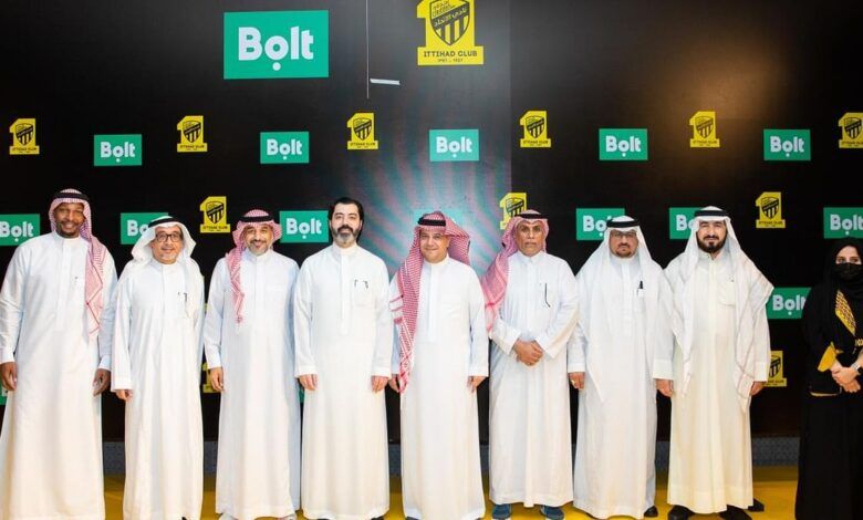 لجنة تطوير كرة اليد بالمنطقة الغربية والجنوبية تناقش مع مسؤولي نادي الاتحاد عودة اللعبة للنادي