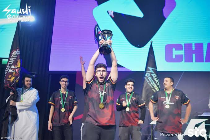 كأس أبطال الدوري السعودي الإلكتروني يختتم بطولته الأولى