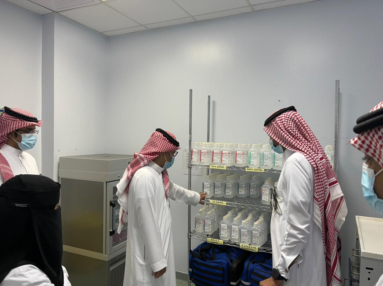 مدير عام المستشفيات بوزارة الصحة يزور مستشفى بيش العام