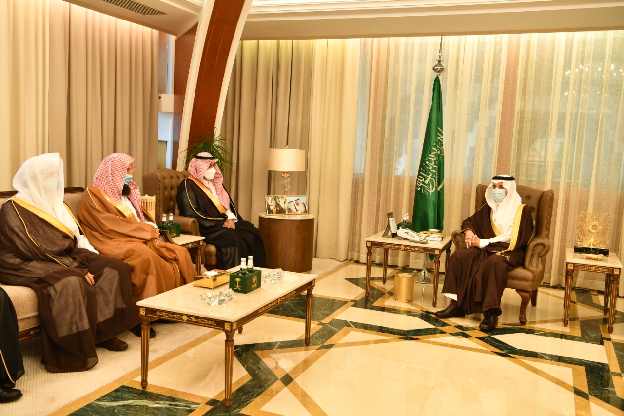 أمير الشرقية يستقبل نائب رئيس هيئة حقوق الإنسان