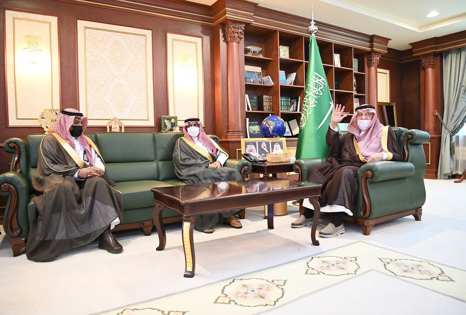 3سمو الأمير محمد بن ناصر يطلع على جهود ومنجزات تعليم جــازان وصبيا