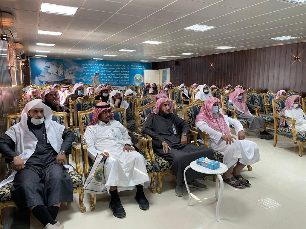 "العتيق" يلقي كلمة توجيهية بعنوان"المنهج الصحيح لأهل السنة والجماعة" لمنسوبي هيئة الأمر بالمعروف بالزلفي"