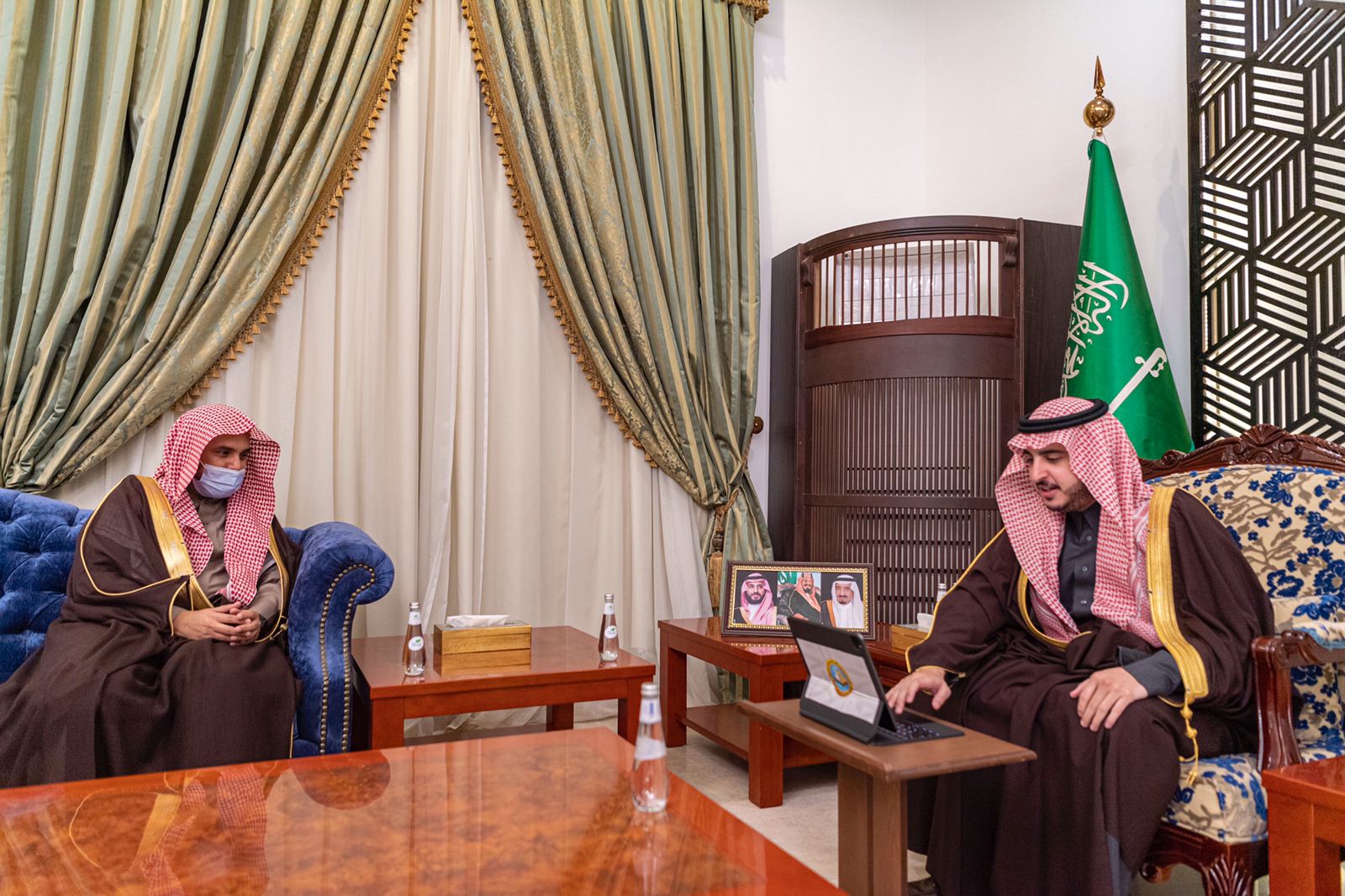 سمو أمير الجوف يدشن حملة هيئة الأمر بالمعروف التوعوية للتحذير من السحر والشعوذة