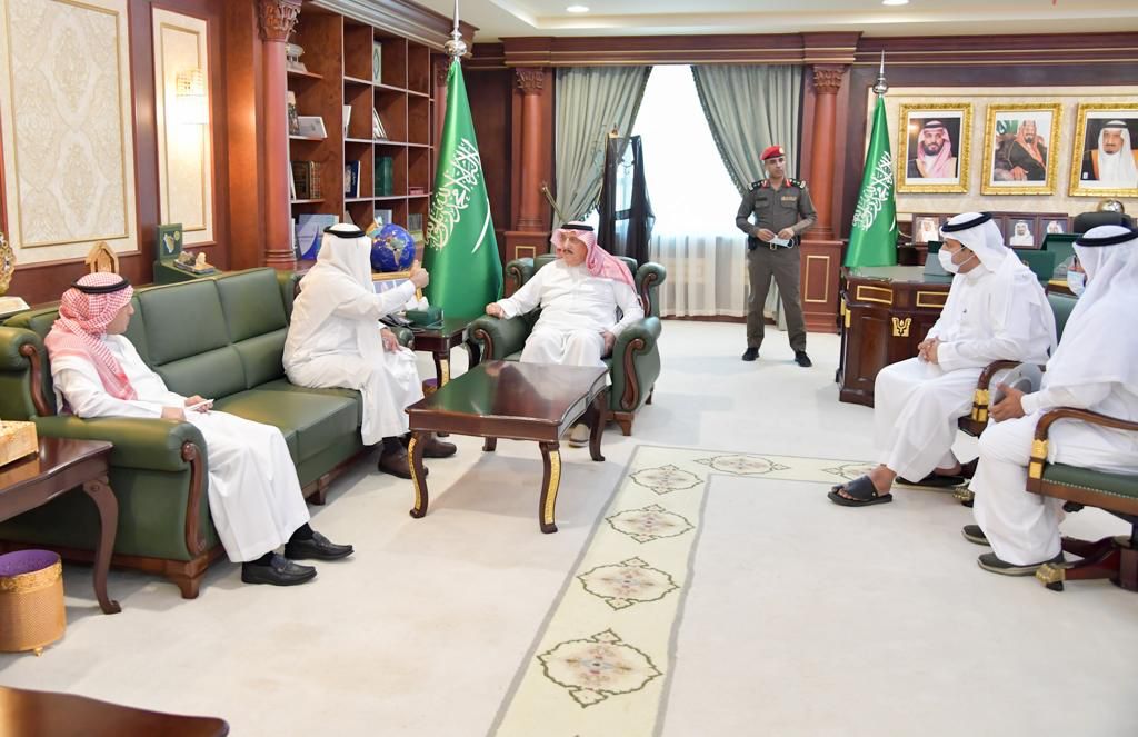سمو أمير منطقة جازان يستقبل الرئيس التنفيذي للمركز الوطني لتنمية الحياة الفطرية