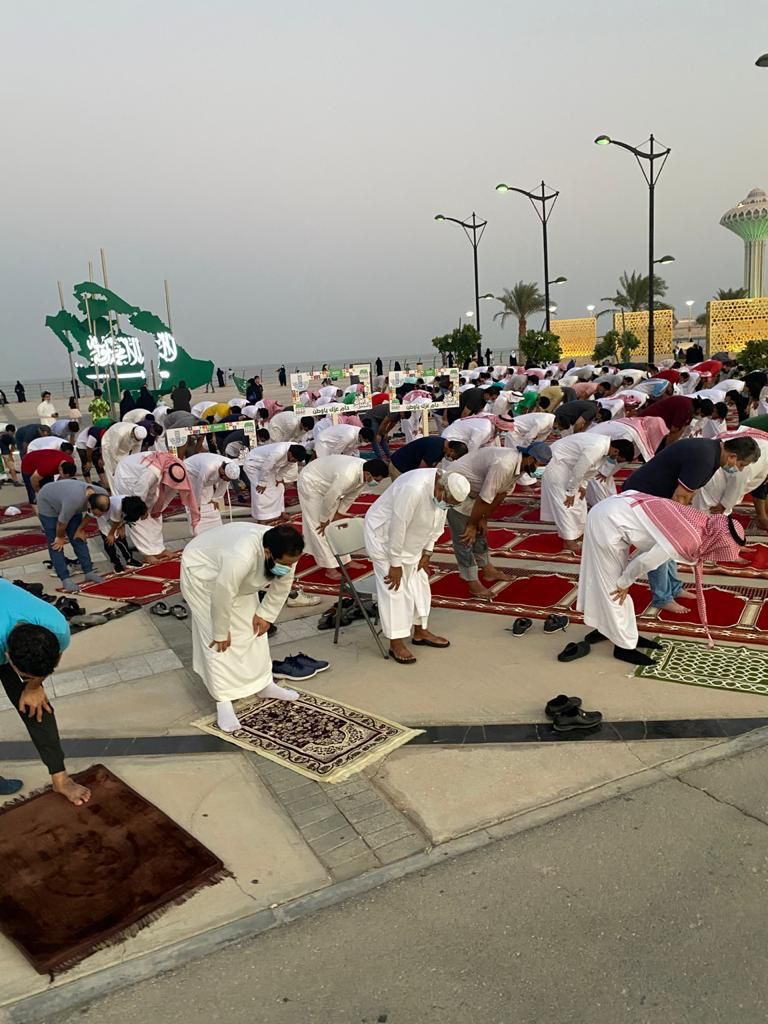 600 ألف مستفيد من المصليات المتنقلة في الخبر