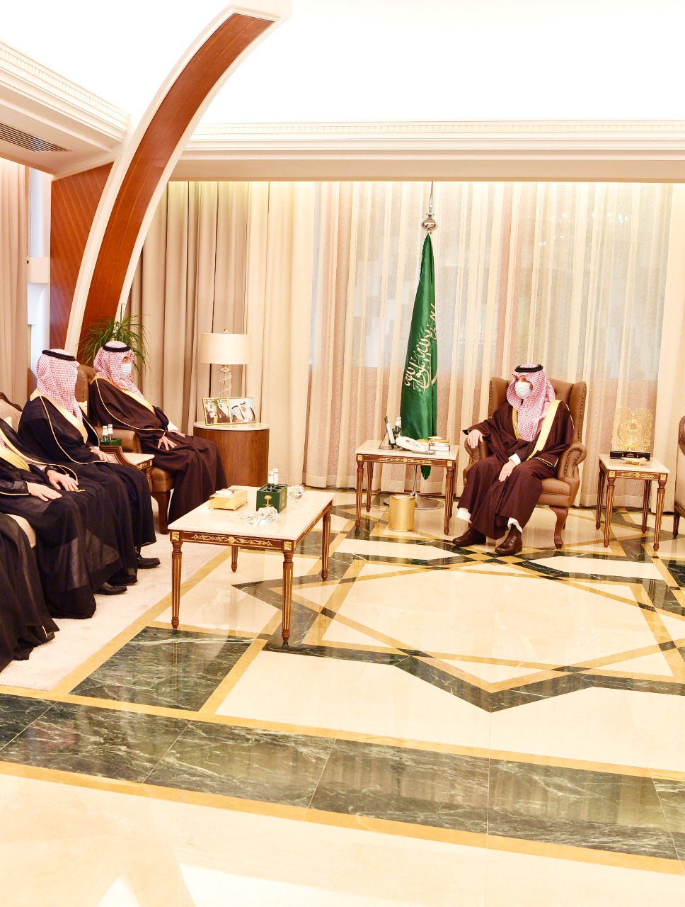 أمير الشرقية يشيد بحرص القيادة على الارتقاء بأداء الأجهزة العامة