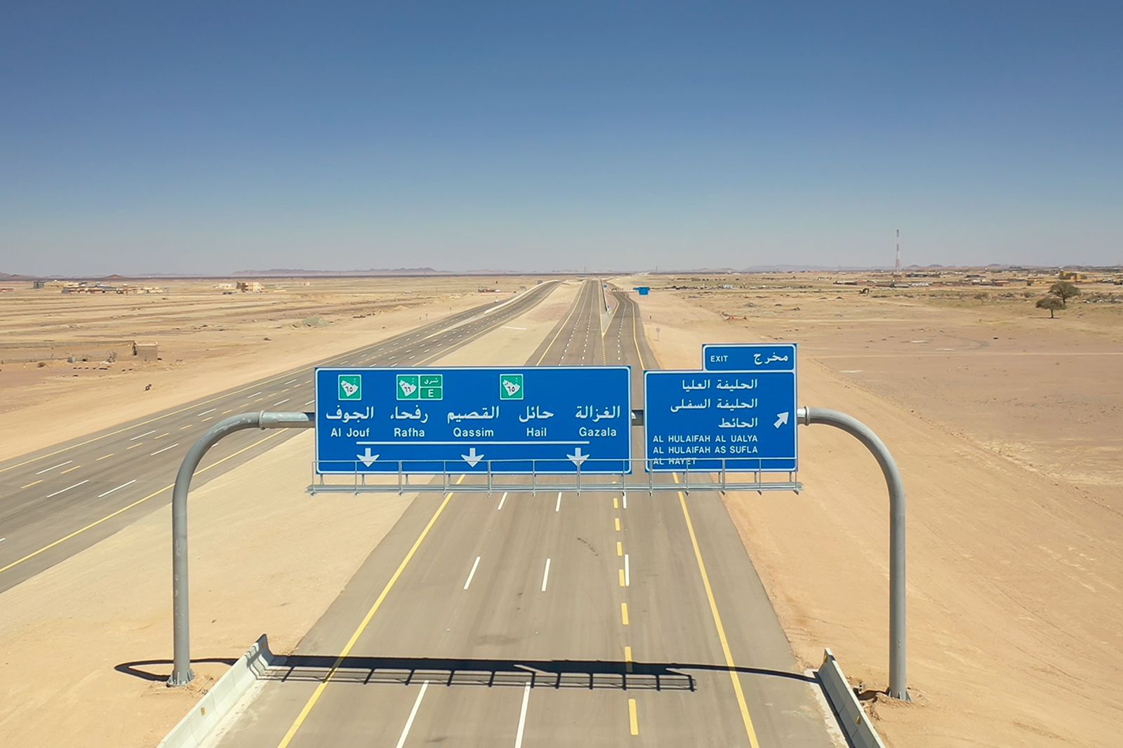 طريق المدينة المنورة / حائل المباشر.. شريان محوري لربط بقية طرق المملكة وجذب السياح والمستثمرين وضيوف الرحمن