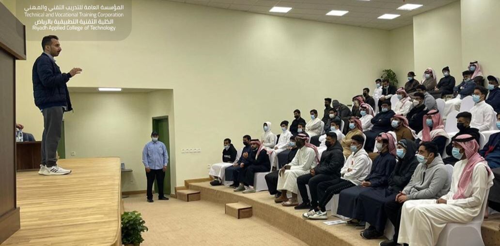 الكلية التقنية التطبيقية للبنين بالرياض تستقبل المتدربين المستجدين