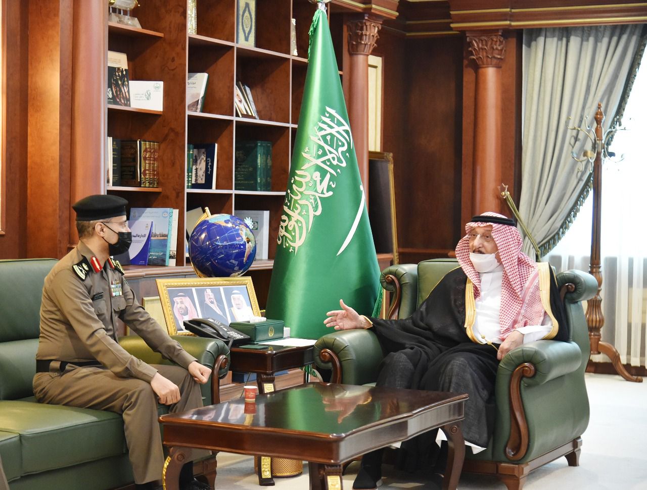 سمو أمير منطقة جازان يستقبل مدير عام المرور بالمملكة