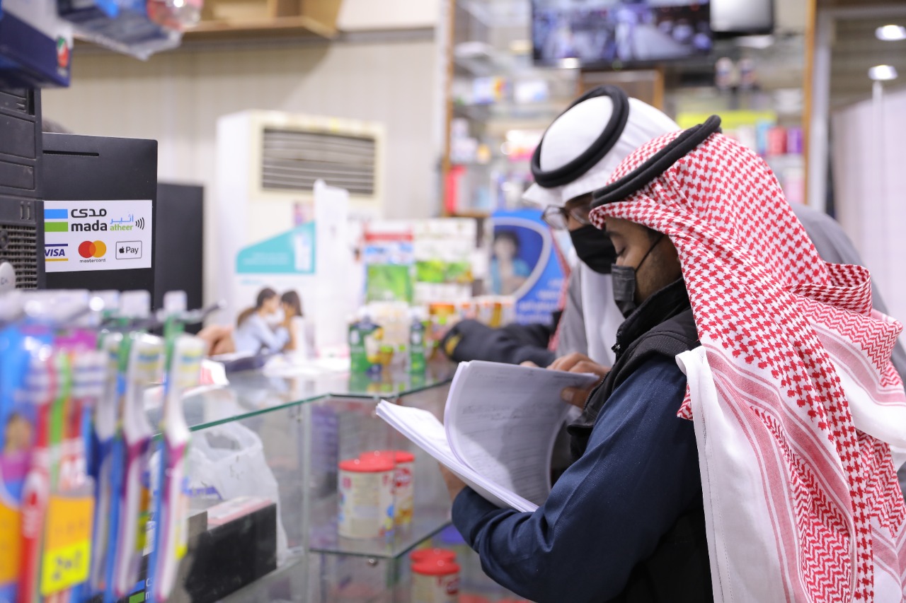 صحة القريات تُنفذ  7895  جولة رقابية على المنشآت الصحية للتأكد من تطبيق الإجراءات الاحترازية