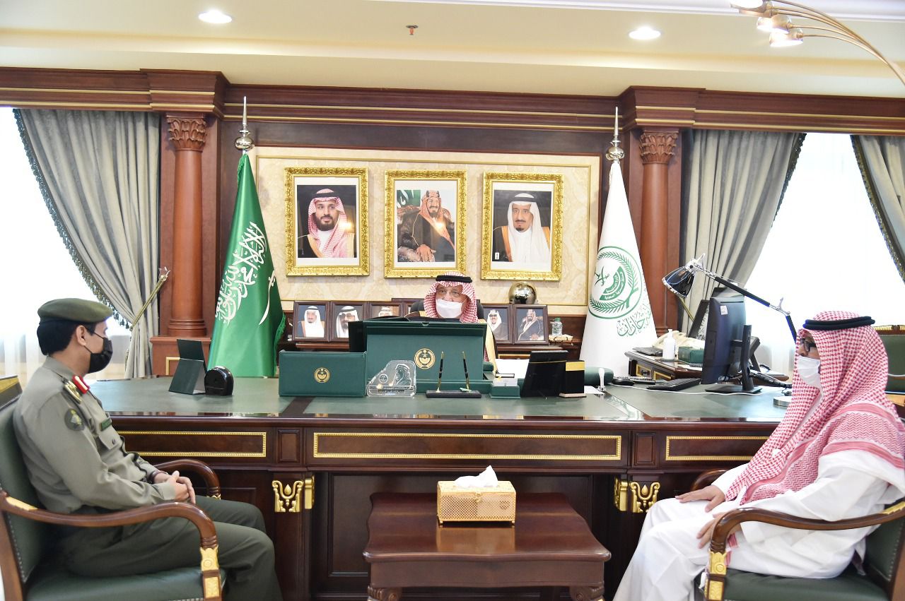 سمو الأمير محمد بن نـاصـر يستقبل مدير جوازات منطقة جازان المعين حديثاً
