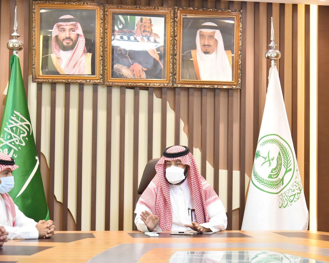 وكيل إمارة جازان للحقوق يجتمع بوفد وزارة الداخلية لشؤون الحقوق