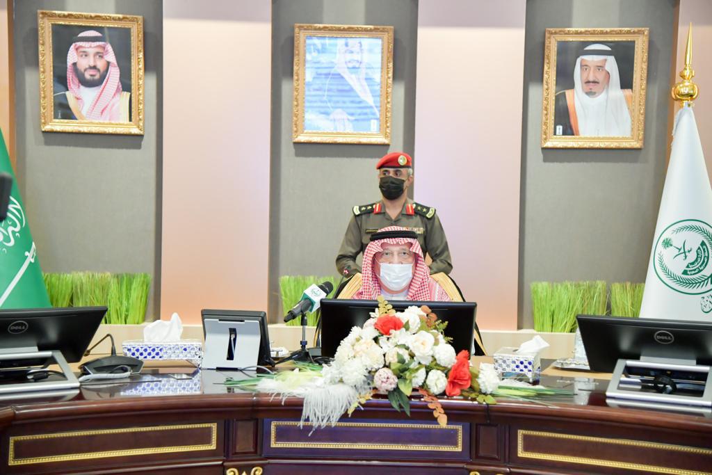 سمو أمير منطقة جازان يرأس الاجتماع الدوري الأول للمحافظين