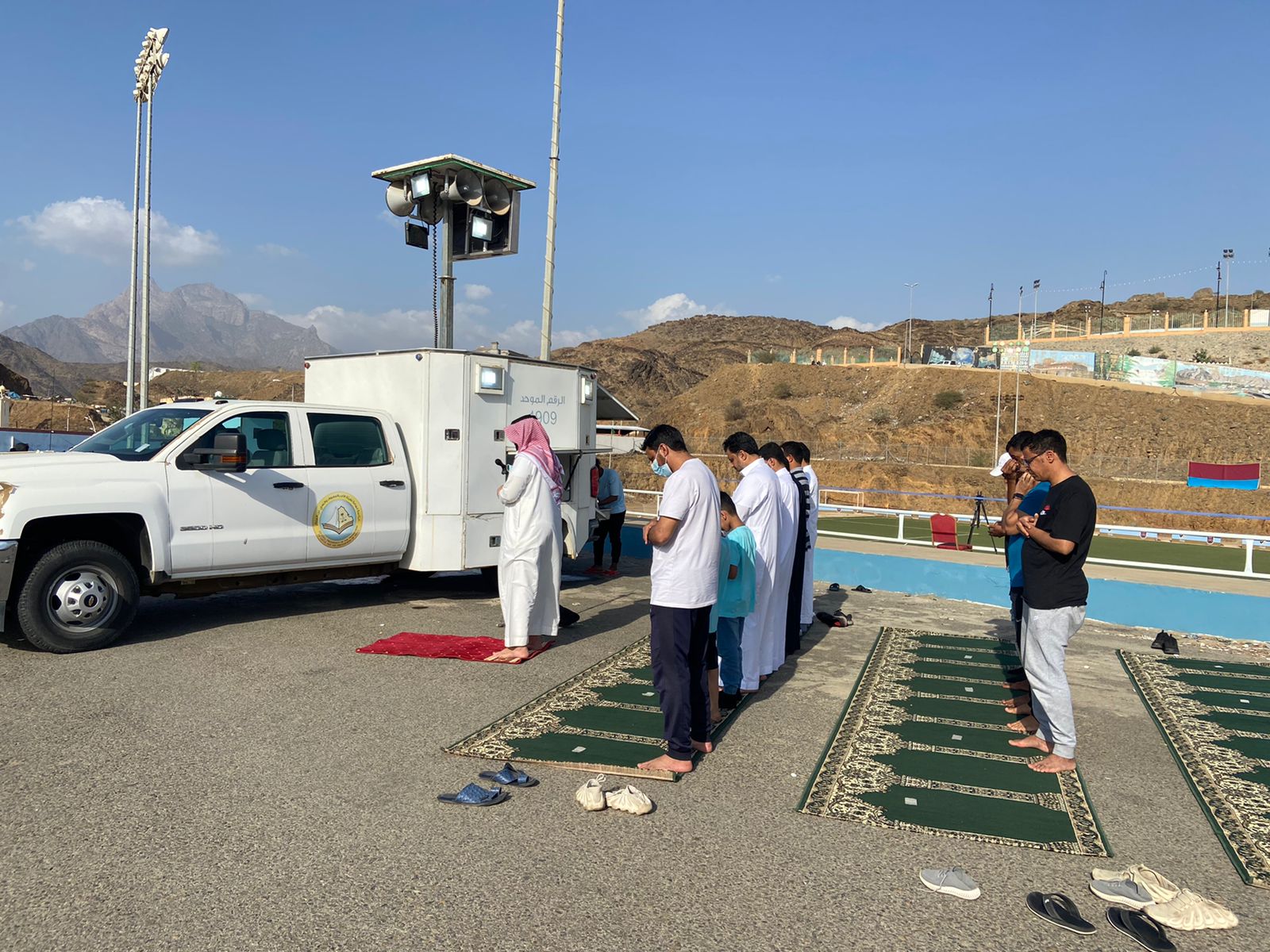 هيئة الأمر بالمعروف بمحافظة قلوة بالباحة تشارك بالمصلى المتنقل بالتعاون مع نادي قلوة الرياضي