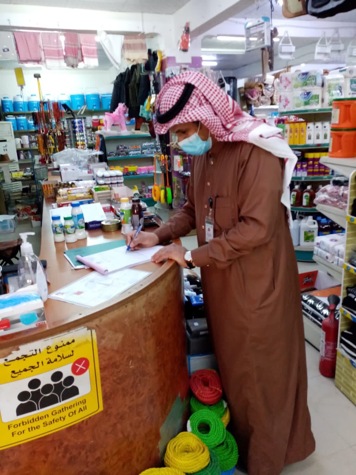 ٩٧٣ جولة رقابية تنفذها امانة الشرقية وتغلق منشاة وتخالف  ٨٠  في المراكز التجارية أمس الاحد