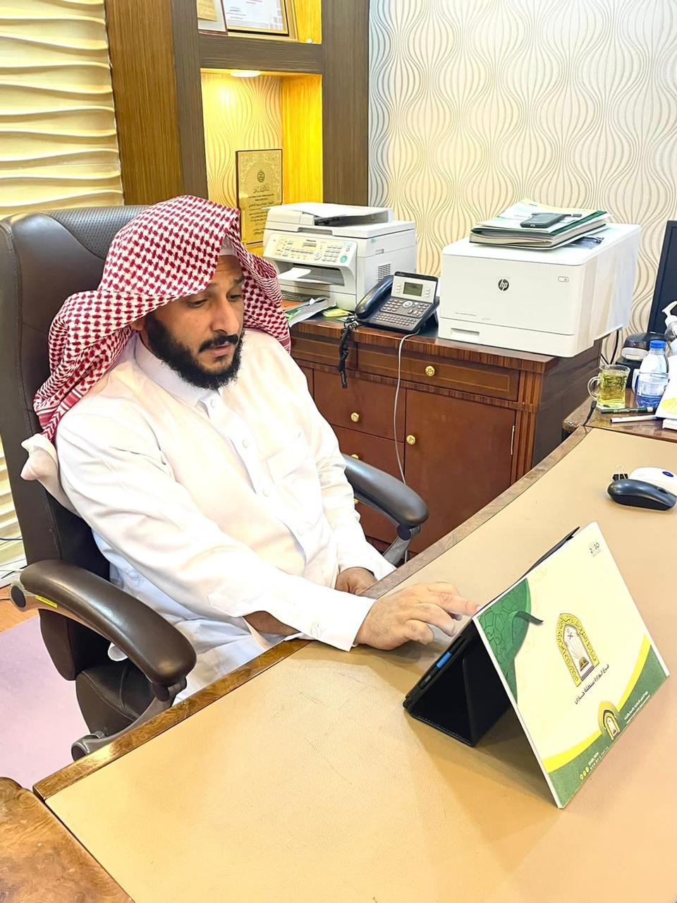 المدخلي  يُدَشن " منصة زيارتي " لمراقبي ومراقبات المساجد في منطقة جازان