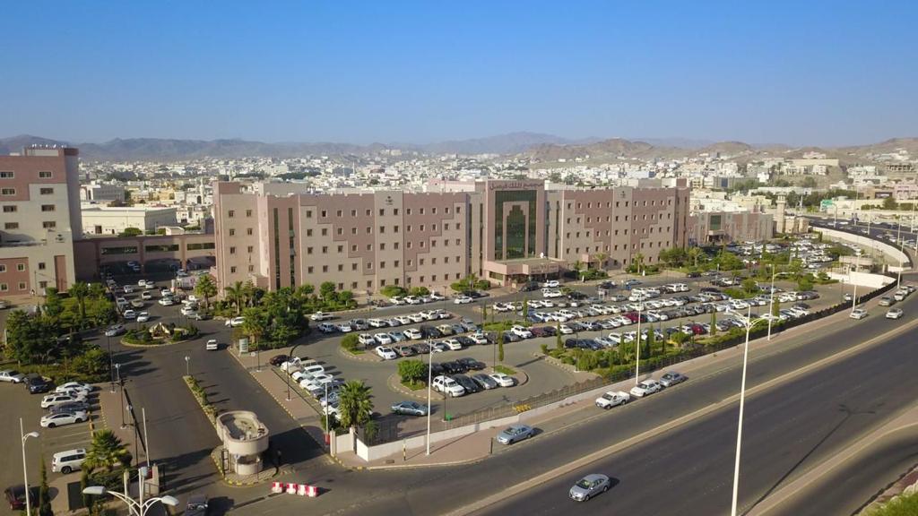 أكثر من 600 عملية جراحية لأطفال الطائف بمستشفى فيصل التخصصي