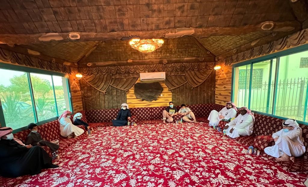 أبناء إنسان يزورون "متحف الصادرية" بمناسبة يوم التأسيس