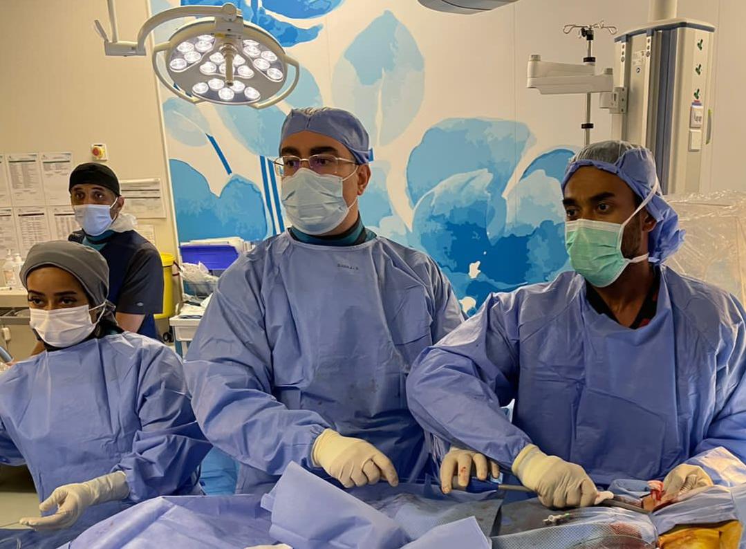 158 عملية قلبية إجراء أول عملية زراعة منظم لضربات القلب لآسلكي لمريض بجدة