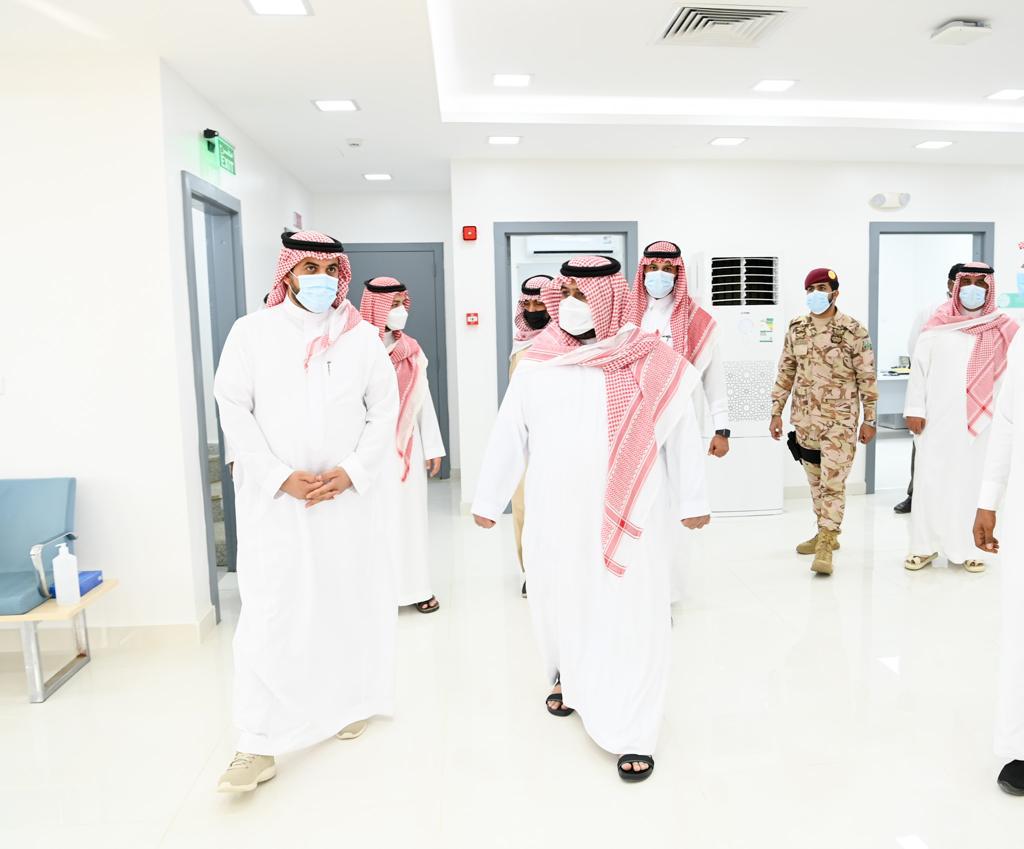 سمو نائب أمير منطقة جازان يتفقد مركز الرعاية الصحية الأولية بمركز صير بفرسان