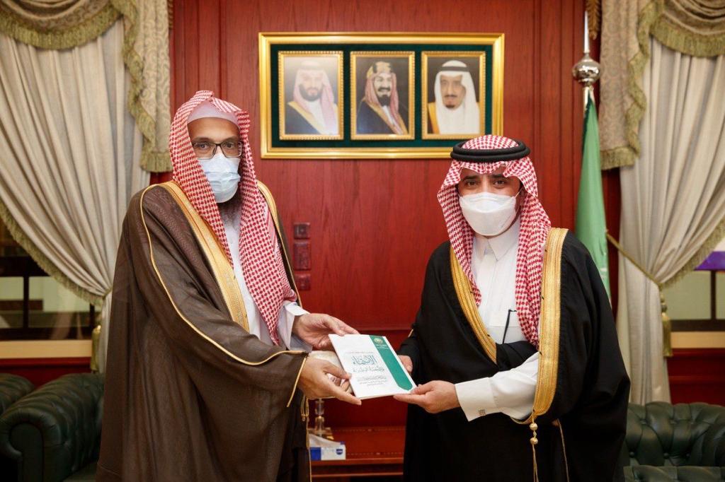 محافظ الغاط يطلق حملتي "إن الله لا يصلح عمل المفسدين واعتزاز"