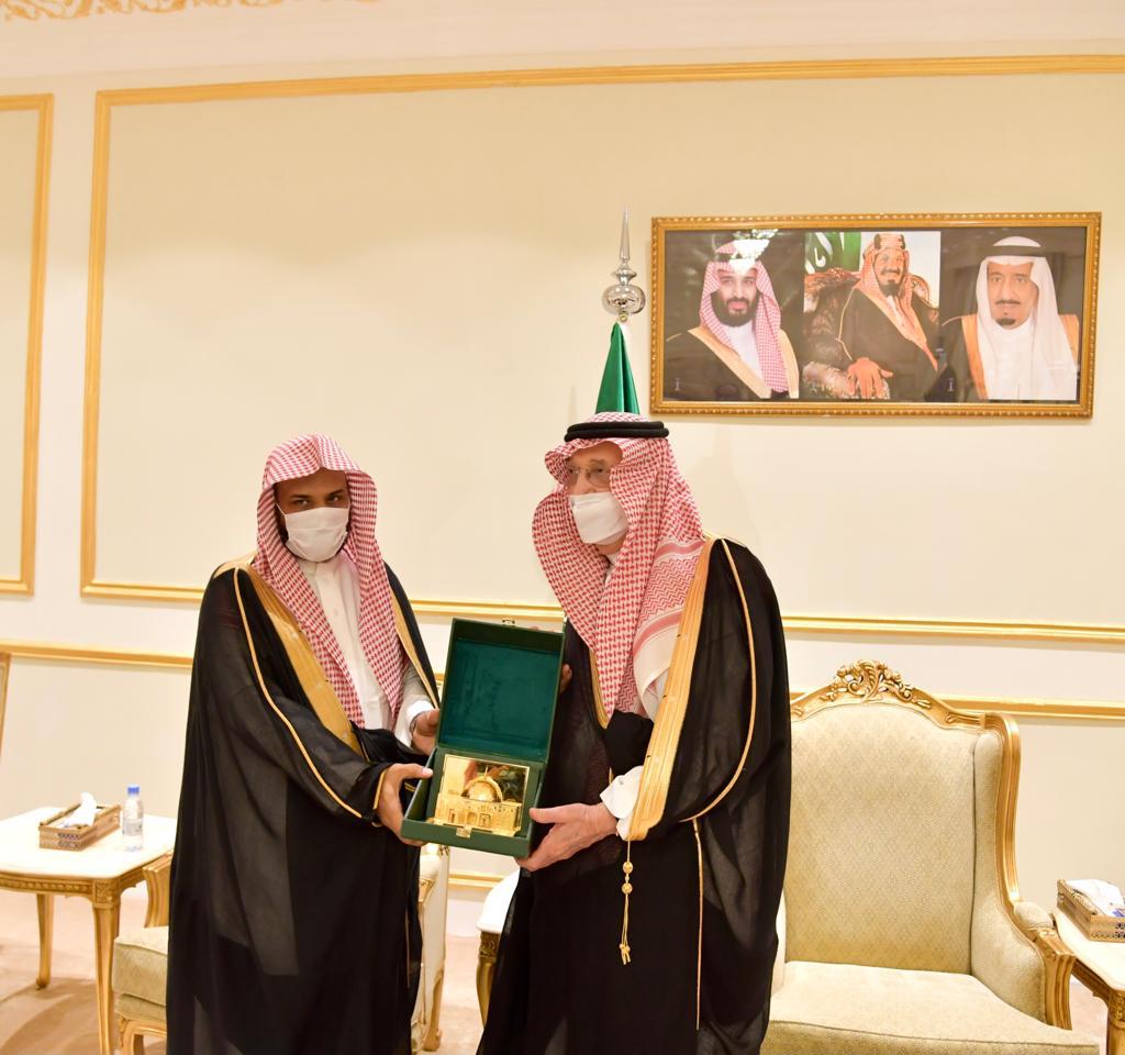 سمو أمير منطقة جازان يستقبل وفد أعضاء مجلس الشورى