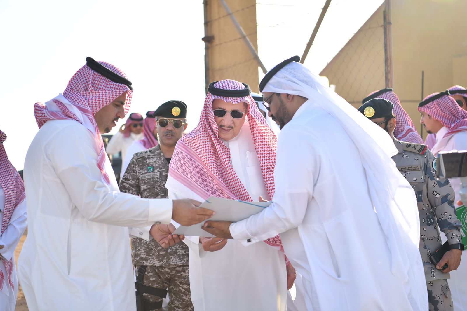 سمو أمير جازان يتفقد عددا من المشروعات السياحية والتنمويةً بمحافظة فرسان