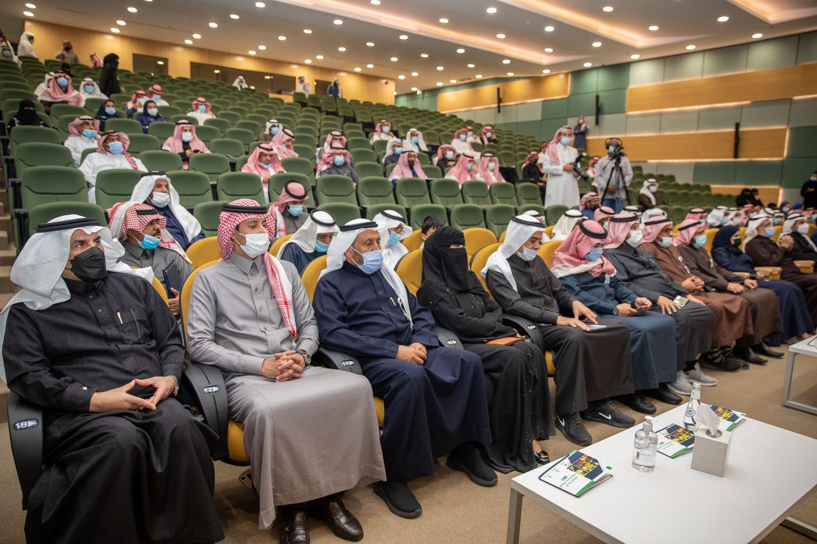 ‎"البيئة" تكرم المشاركين في إحياء السنة الدولية للفواكه والخضراوات 2021